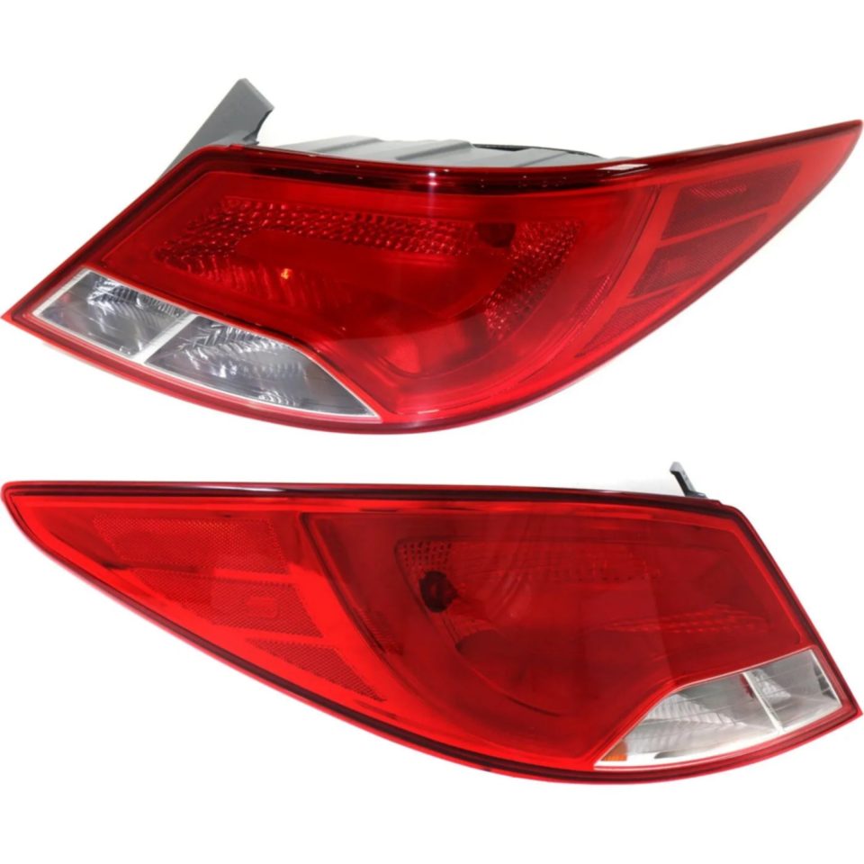 Value Tail Light For 2015-2017 Hyundai Accent Set of 2 Driver and Passenger Side